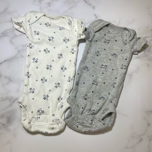 Premie gender-neutral onsie